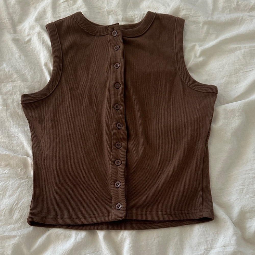 Brown Sleeveless Button-Up Top